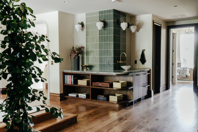 Modern Elm